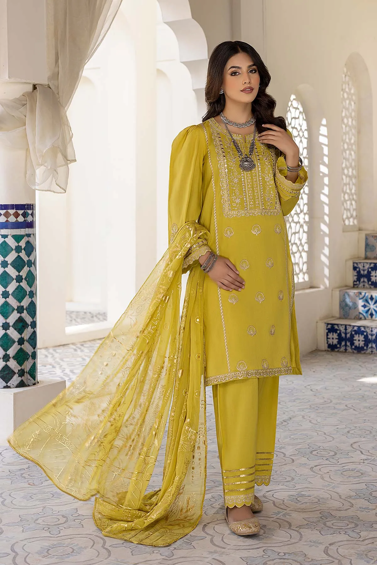 3 Pc Embroidered Lawn Shirt With Chiffon Dupatta and Cotton Shalwar CNP22-62