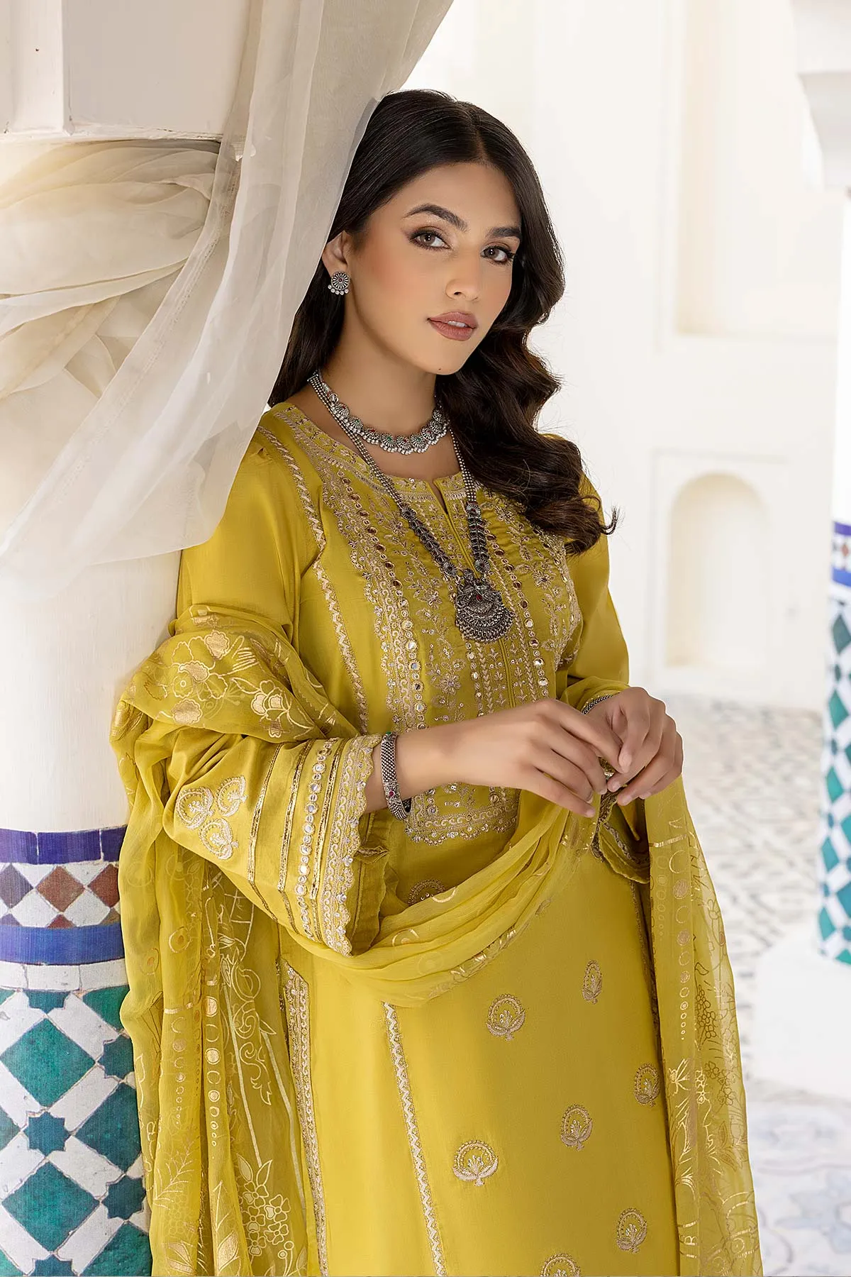 3 Pc Embroidered Lawn Shirt With Chiffon Dupatta and Cotton Shalwar CNP22-62