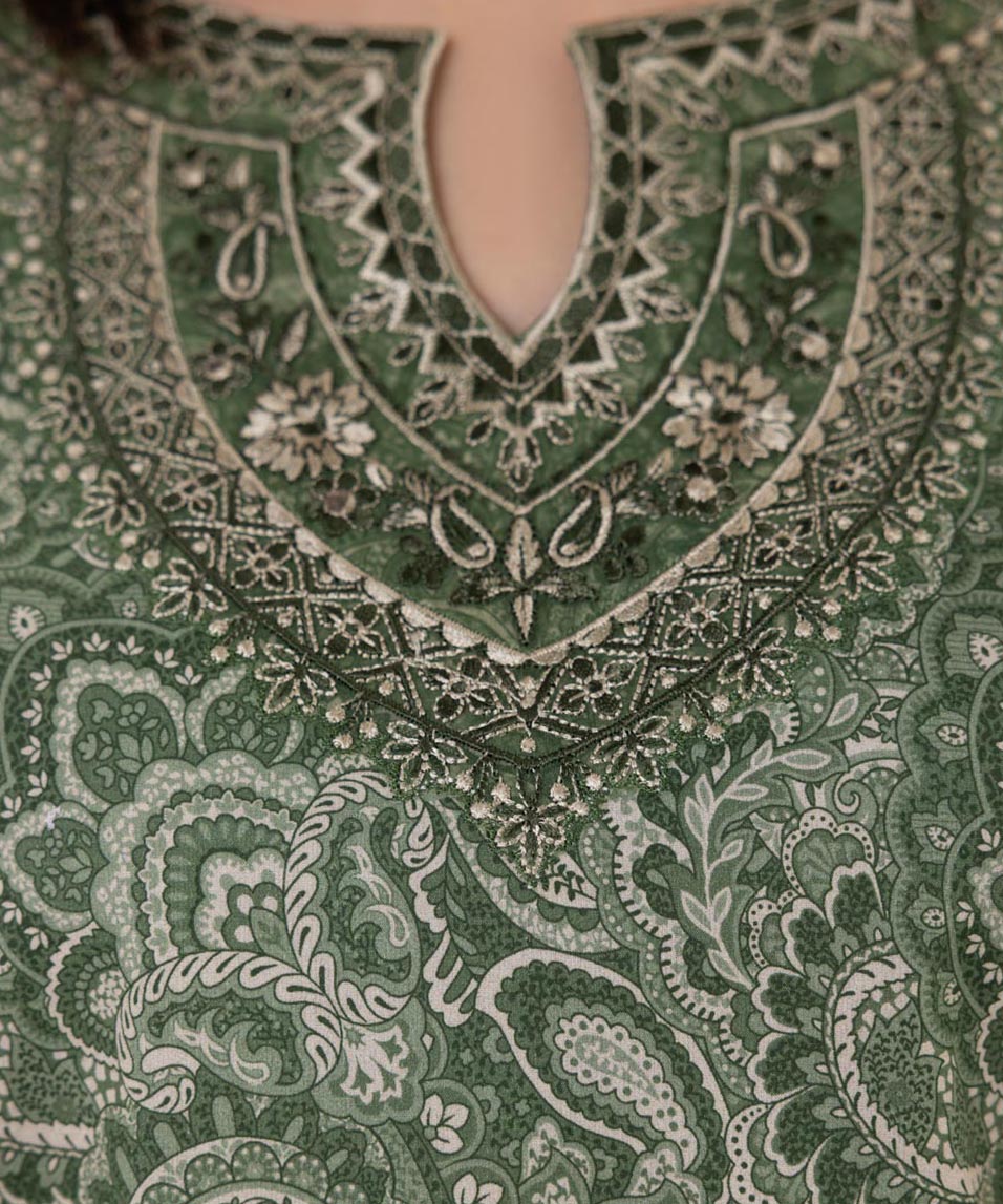 3 Piece - Embroidered Lawn Suit