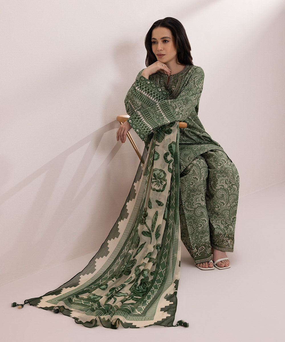 3 Piece - Embroidered Lawn Suit