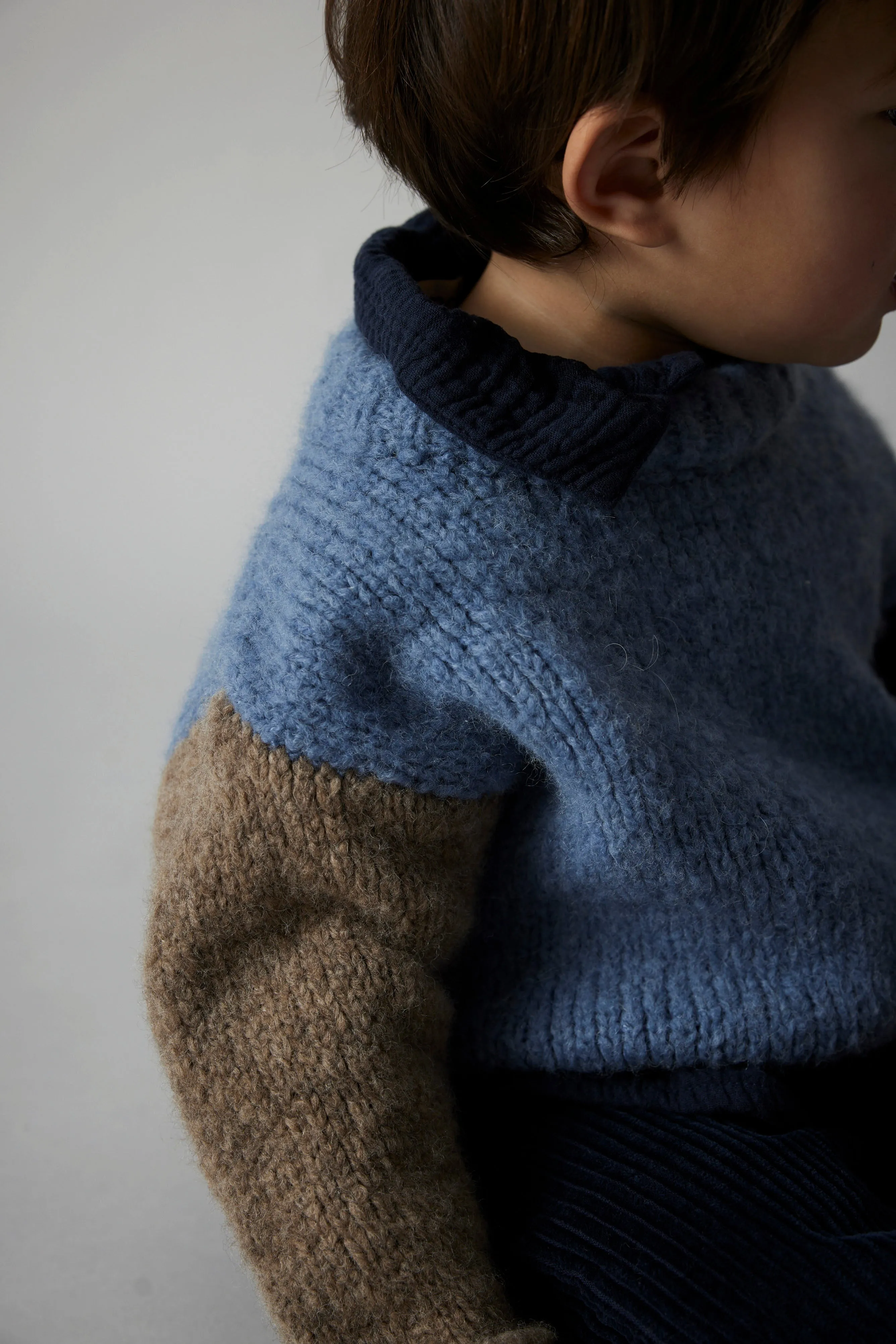 COLORBLOCK BABY SWEATER - BLUE