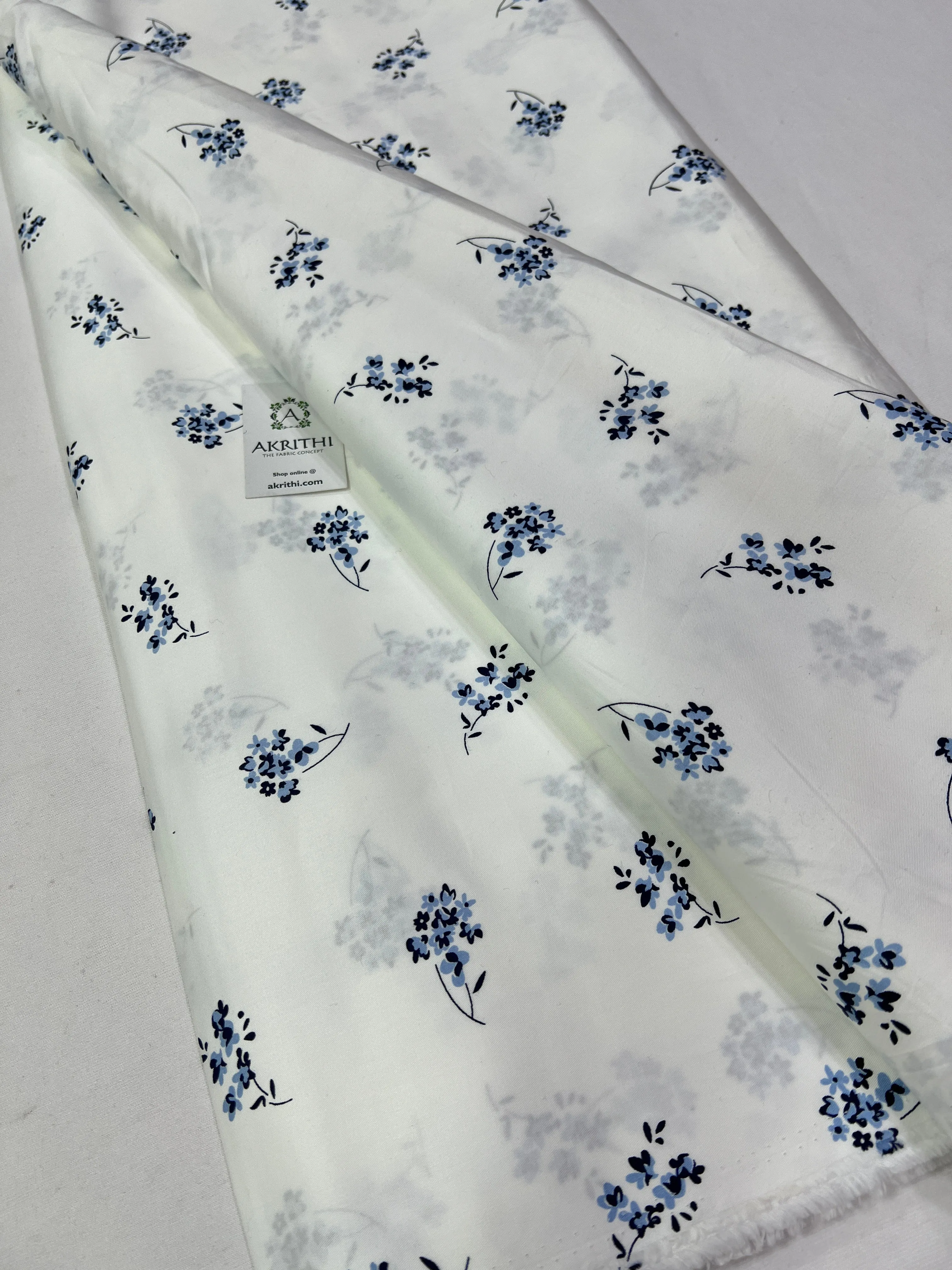 Printed pure cotton fabric 90 cms cut