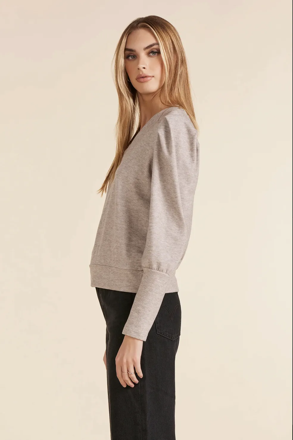 PUFF SLEEVE V-NECK SWEATSHIRT