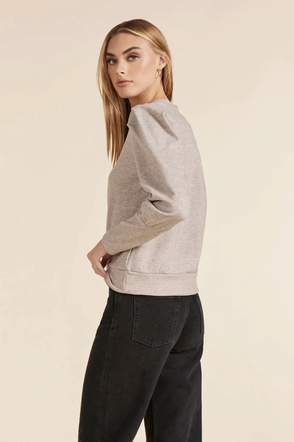 PUFF SLEEVE V-NECK SWEATSHIRT